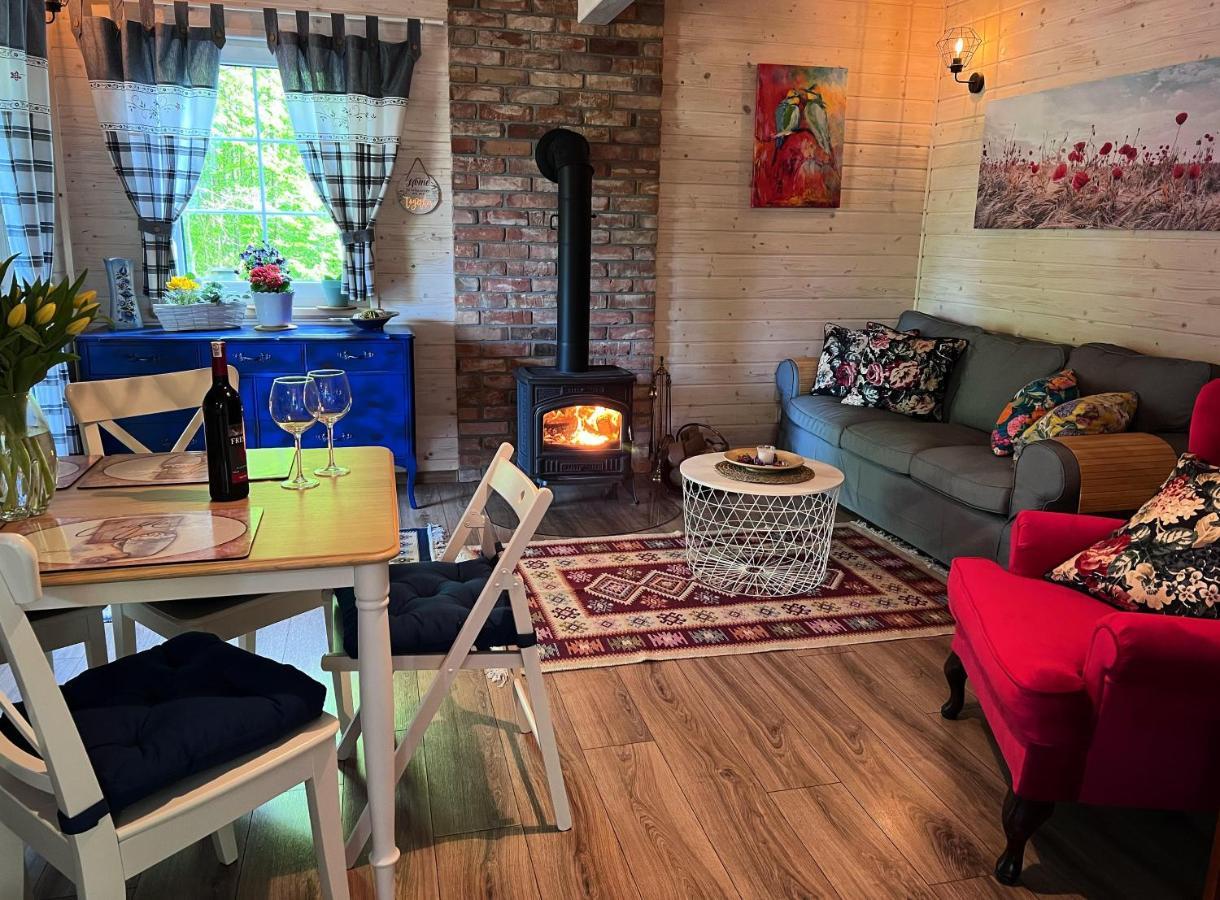 Hubertówka Apartment Somonino Bagian luar foto