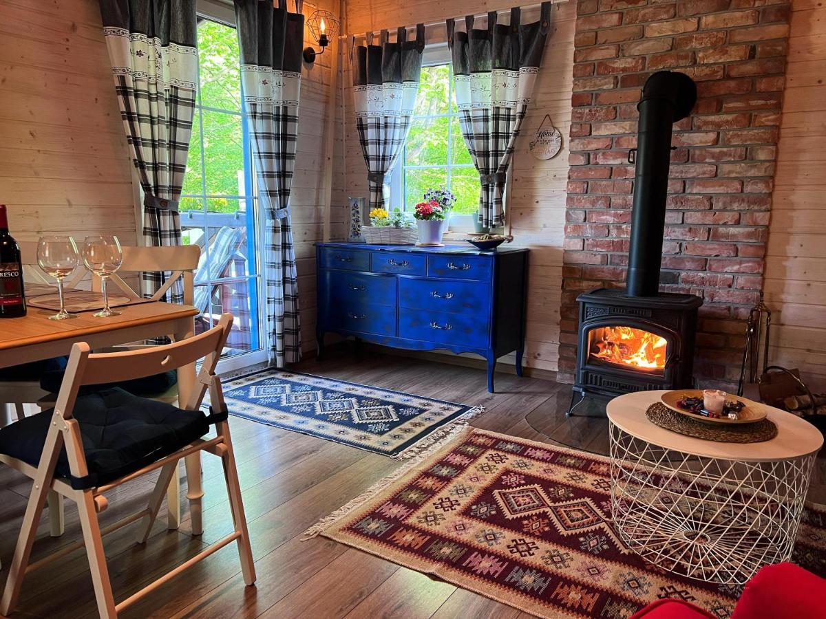 Hubertówka Apartment Somonino Bagian luar foto